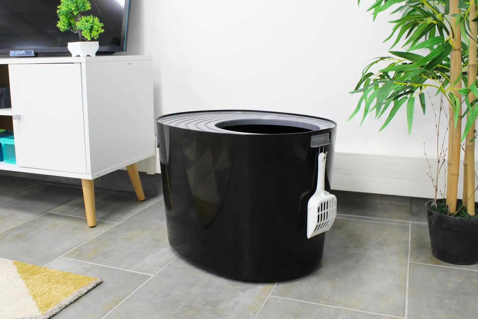 Kasti sisemus ja ruumikas 56 l maht